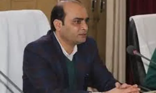 Pratapgarh: डीएम ने साप्ताहिक बंदी को लेकर आदेश जारी किया Pratapgarh: डीएम ने साप्ताहिक बंदी को लेकर आदेश जारी किया