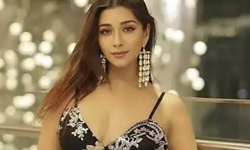 Nyrraa M Banerji वन टू चा चा चा से इश्क ढिशूम के बारे में बात करती Nyrraa M Banerji वन टू चा चा चा से इश्क ढिशूम के बारे में बात करती