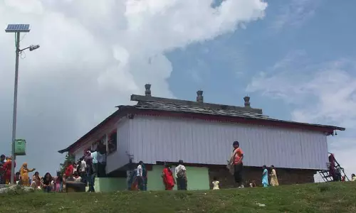 सर्दियां शुरू हो गई हैं, Kullu में बिजली महादेव मंदिर तीन महीने के लिए बंद कर दिया गया है