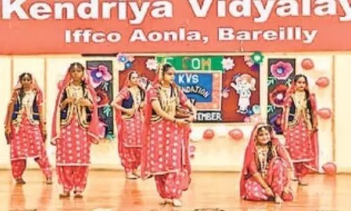 Bareilly: स्थापना दिवस पर केवी इफको में हुआ धूमधाम भरा आयोजन Bareilly: स्थापना दिवस पर केवी इफको में हुआ धूमधाम भरा आयोजन