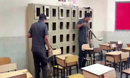 बम की धमकी: अहमदाबाद के इन 10 स्कूलों को बम की धमकी वाले Email मिले बम की धमकी: अहमदाबाद के इन 10 स्कूलों को बम की धमकी वाले Email मिले