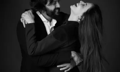 Genelia देशमुख ने रितेश देशमुख को 47वें जन्मदिन की दी खास बधाई Genelia देशमुख ने रितेश देशमुख को 47वें जन्मदिन की दी खास बधाई