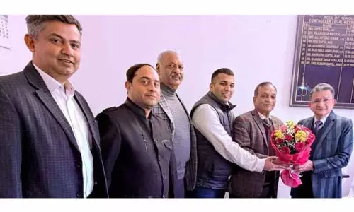 JAMMU: कंट्रोलर लीगल मेट्रोलॉजी ने इंडस्ट्री, तेल कंपनियों के साथ बैठकें कीं JAMMU: कंट्रोलर लीगल मेट्रोलॉजी ने इंडस्ट्री, तेल कंपनियों के साथ बैठकें कीं