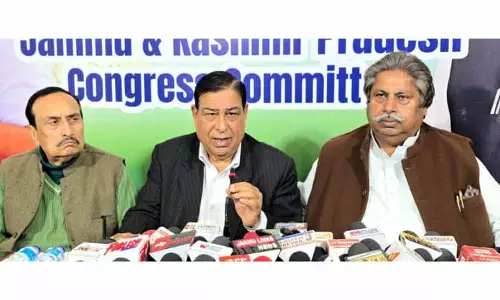 कांग्रेस ने SCARD बैंक, रैटल, संतोष ट्रॉफी चयन के मुद्दे उठाए कांग्रेस ने SCARD बैंक, रैटल, संतोष ट्रॉफी चयन के मुद्दे उठाए