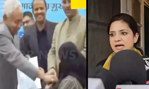 नीतीश कुमार को पद छोड़ देना चाहिए: Mufti नीतीश कुमार को पद छोड़ देना चाहिए: Mufti