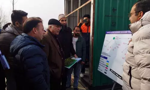 हाउस कमेटी ने Kupwara में जल आपूर्ति योजनाओं का निरीक्षण किया हाउस कमेटी ने Kupwara में जल आपूर्ति योजनाओं का निरीक्षण किया