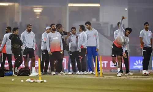चौथे T20I: लखनऊ में ज़्यादा कोहरे के कारण टॉस में देरी हुई