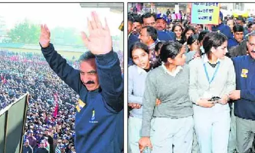 सरकार हिमाचल से चिट्टा के खतरे को खत्म करने के लिए प्रतिबद्ध है: CM Sukhu सरकार हिमाचल से चिट्टा के खतरे को खत्म करने के लिए प्रतिबद्ध है: CM Sukhu