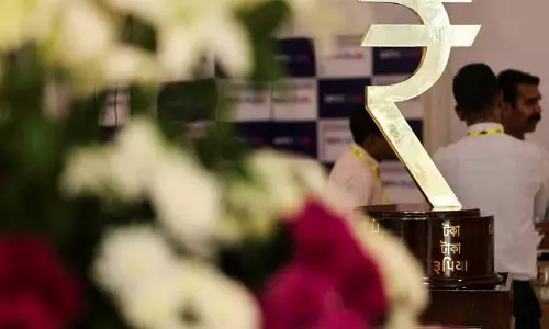 Amritsar: रुपये के अवमूल्यन से पेंशनभोगी निराश Amritsar: रुपये के अवमूल्यन से पेंशनभोगी निराश