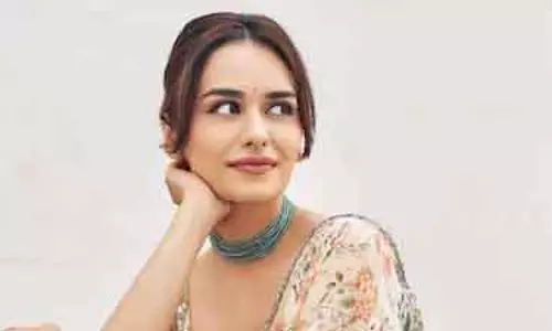 Manushi Chhillar ने शेयर किया मॉर्निंग रूटीन, स्किन और फिटनेस के लिए आसान टिप्स Manushi Chhillar ने शेयर किया मॉर्निंग रूटीन, स्किन और फिटनेस के लिए आसान टिप्स