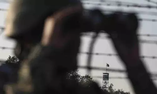 पिता से झगड़े के बाद POK की महिला LOC पार कर पुंछ में घुस गई पिता से झगड़े के बाद POK की महिला LOC पार कर पुंछ में घुस गई