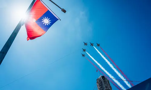 Taiwan के आसपास चीनी विमानों और पोतों की गतिविधि