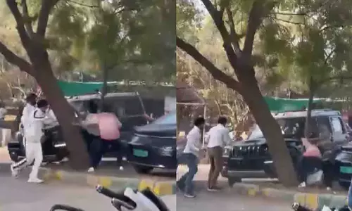Haryana: रोहतक कॉलेज में स्कॉर्पियो से छात्रों को कुचलने की कोशिश