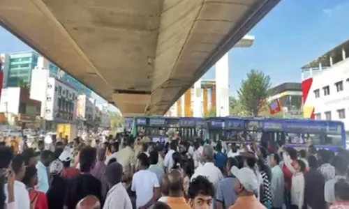 कर्नाटक मंत्री बायरेगौड़ा के खिलाफ आरोप, इस्तीफ़े की मांग तेज