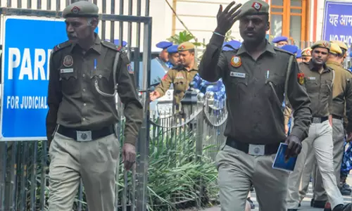 दिल्ली पुलिस में 9,200 से अधिक पद रिक्त : गृह मंत्रालय दिल्ली पुलिस में 9,200 से अधिक पद रिक्त : गृह मंत्रालय