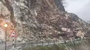 Uttarakhand: बारिश की बेरुखी से बिगड़ी हवा की सेहत Uttarakhand: बारिश की बेरुखी से बिगड़ी हवा की सेहत