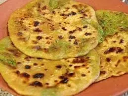 Gobhi-Matar Paratha: सुबह के नाश्ते में बनाएं गोभी-मटर का पराठा Gobhi-Matar Paratha: सुबह के नाश्ते में बनाएं गोभी-मटर का पराठा