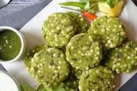 Palak Sabudana Vada: स्वाद और सेहत से भरपूर नाश्ता Palak Sabudana Vada: स्वाद और सेहत से भरपूर नाश्ता