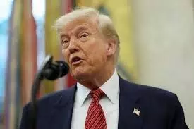US :ट्रंप ने 7 और देशों पर लगाया यात्रा प्रतिबंध US :ट्रंप ने 7 और देशों पर लगाया यात्रा प्रतिबंध