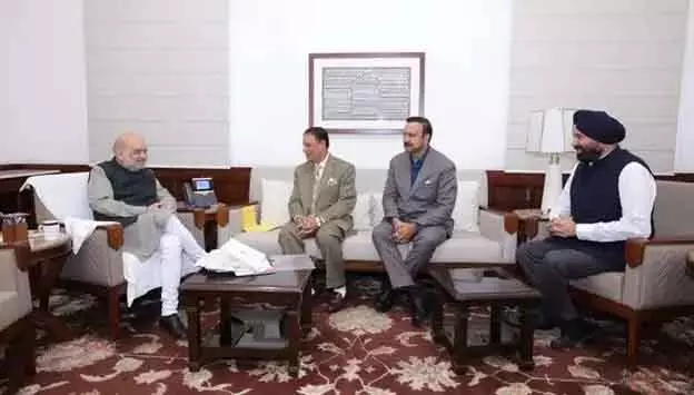 NC सांसदों ने गृह मंत्री अमित शाह से मुलाकात की, ज्ञापन सौंपा NC सांसदों ने गृह मंत्री अमित शाह से मुलाकात की, ज्ञापन सौंपा