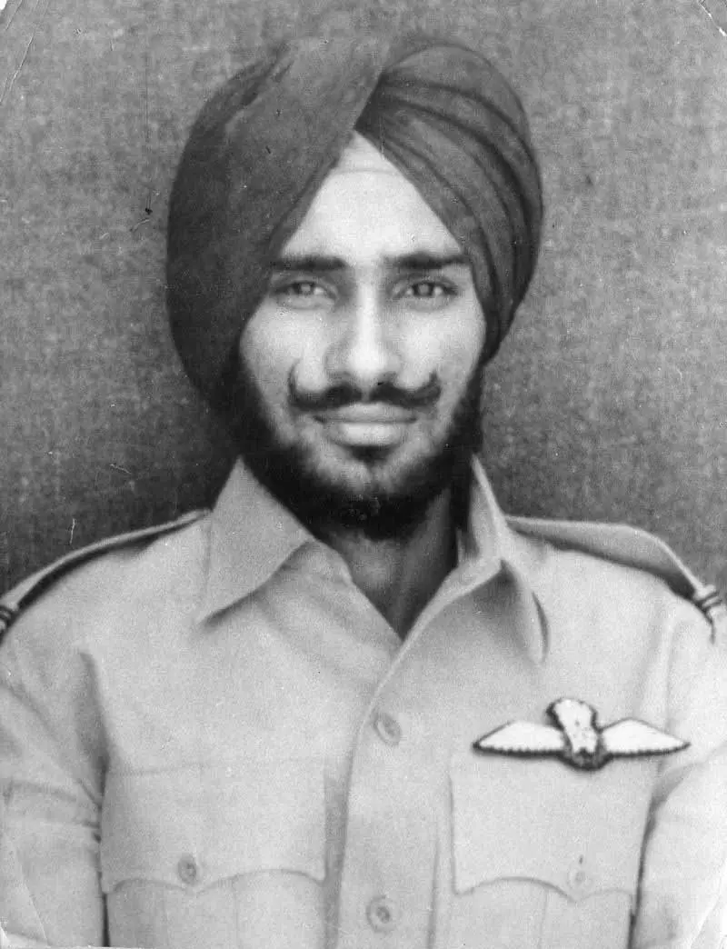 IAF के एकमात्र PVC विजेता जिन्होंने अकेले ही 6 पाकिस्तानी जेट्स का सामना किया IAF के एकमात्र PVC विजेता जिन्होंने अकेले ही 6 पाकिस्तानी जेट्स का सामना किया