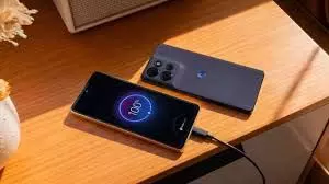 Moto G Power (2026): 32MP सेल्फी कैमरा और वायरलेस चार्जिंग के साथ आया Moto G Power (2026) स्मार्टफोन, जानें कीमत Moto G Power (2026): 32MP सेल्फी कैमरा और वायरलेस चार्जिंग के साथ आया Moto G Power (2026) स्मार्टफोन, जानें कीमत