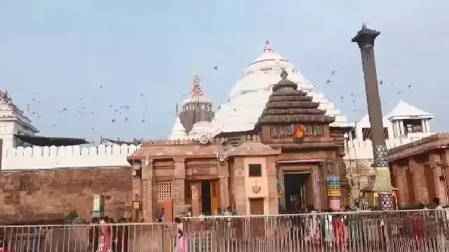 श्रीमंदिर के गर्भगृह की तस्वीर सोशल मीडिया पर फिर से वायरल श्रीमंदिर के गर्भगृह की तस्वीर सोशल मीडिया पर फिर से वायरल