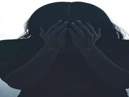 महिला सहकर्मी से कथित यौन उत्पीड़न के आरोप में Kerala पुलिस अधिकारी सस्पेंड महिला सहकर्मी से कथित यौन उत्पीड़न के आरोप में Kerala पुलिस अधिकारी सस्पेंड