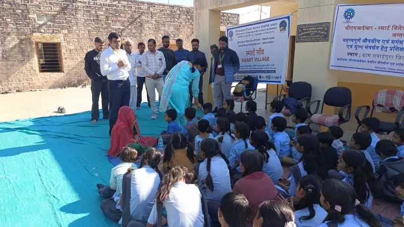 CSIR-IHBT ग्रामीण आजीविका को बदलने के लिए स्मार्ट विलेज मिशन में शामिल होगा CSIR-IHBT ग्रामीण आजीविका को बदलने के लिए स्मार्ट विलेज मिशन में शामिल होगा