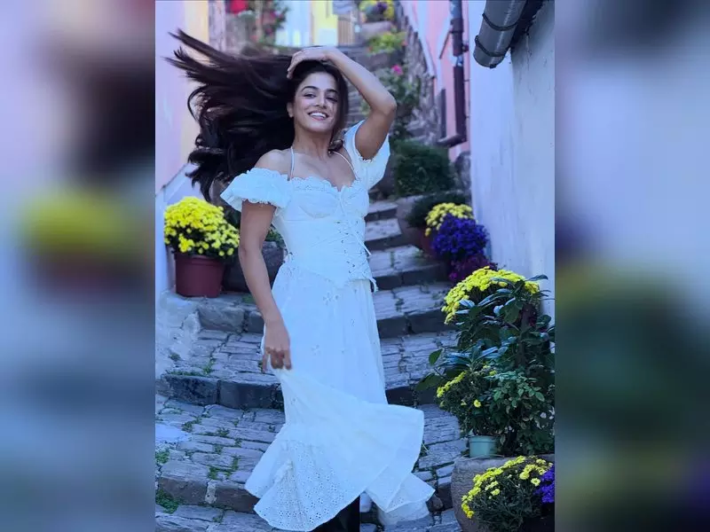 Wamiqa Gabbi: करण जौहर के प्रोजेक्ट से जुड़ना सपना जैसा अनुभव Wamiqa Gabbi: करण जौहर के प्रोजेक्ट से जुड़ना सपना जैसा अनुभव