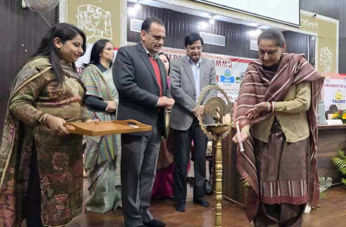 JAMMU: इंटर जोनल डिस्प्ले योर टैलेंट, 2025 जेयू में शुरू हुआ JAMMU: इंटर जोनल डिस्प्ले योर टैलेंट, 2025 जेयू में शुरू हुआ
