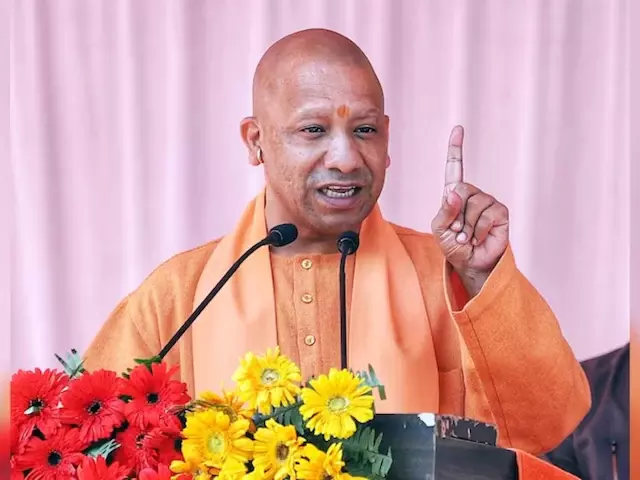 Lucknow: मुख्यमंत्री ने खिलाड़ियों को ‘प्रतिभा’ सम्मान से नवाजा, दिखा जज्बा Lucknow: मुख्यमंत्री ने खिलाड़ियों को ‘प्रतिभा’ सम्मान से नवाजा, दिखा जज्बा