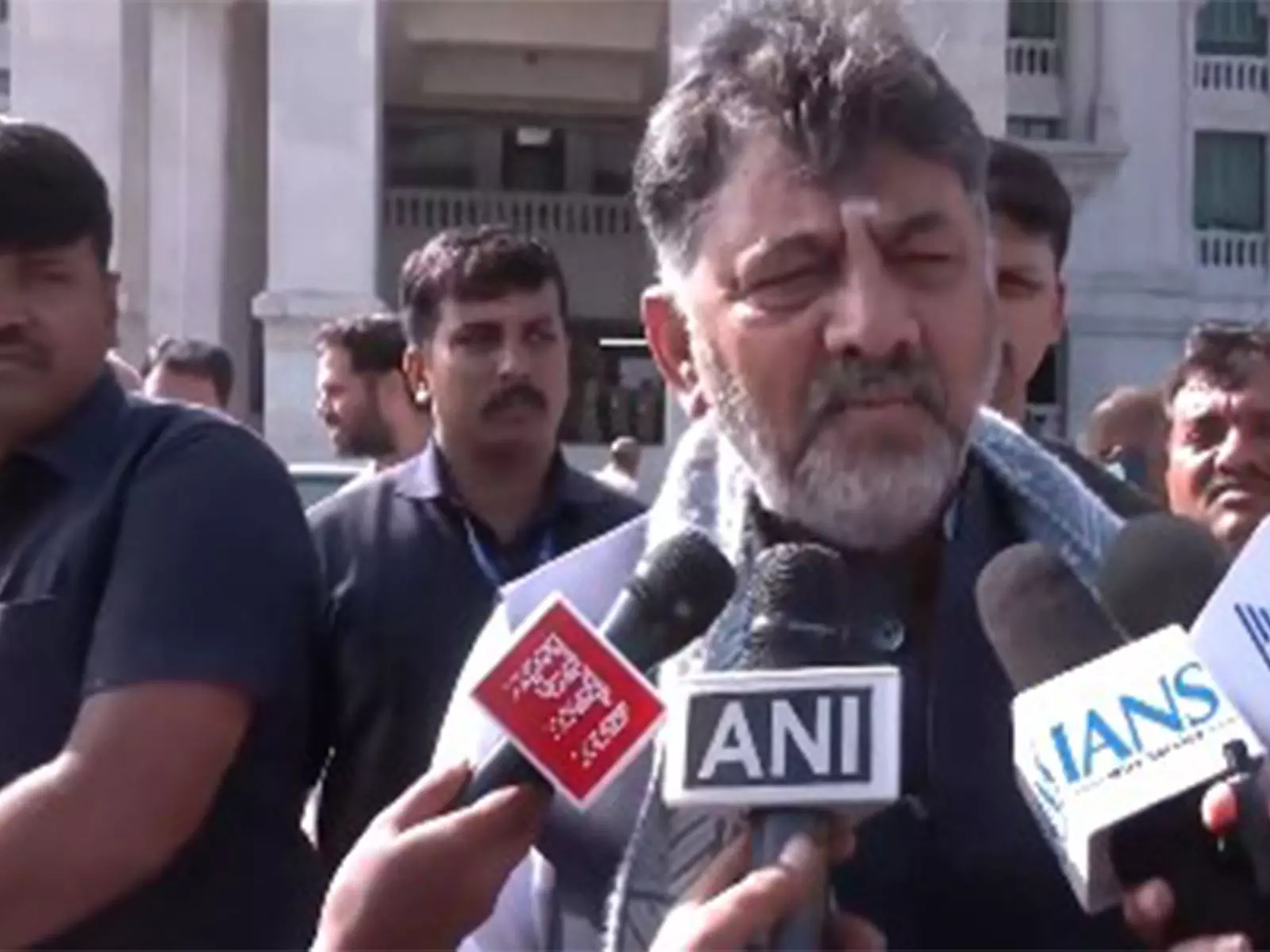 डीके शिवकुमार ने नेशनल हेराल्ड मामले में ED पर निशाना साधा डीके शिवकुमार ने नेशनल हेराल्ड मामले में ED पर निशाना साधा