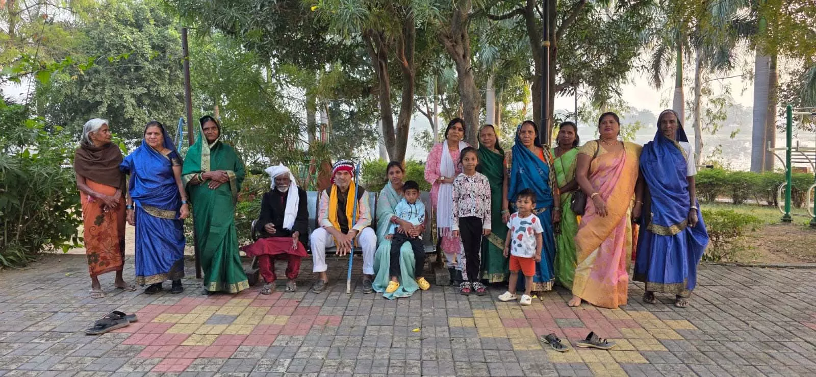 वृद्धाश्रम में मनाया गया वृद्धजन दिवस, बुजुर्गो का कराया गया स्वास्थ्य परीक्षण वृद्धाश्रम में मनाया गया वृद्धजन दिवस, बुजुर्गो का कराया गया स्वास्थ्य परीक्षण