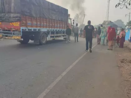 Ramgarh में हाथियों के हमले में चार की मौत, लोग सड़क पर उतरे Ramgarh में हाथियों के हमले में चार की मौत, लोग सड़क पर उतरे