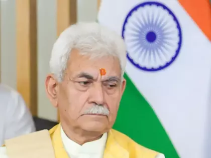 पढ़े-लिखे लोगों का आतंकवाद में शामिल होना चिंताजनक है: J&K एल-जी पढ़े-लिखे लोगों का आतंकवाद में शामिल होना चिंताजनक है: J&K एल-जी