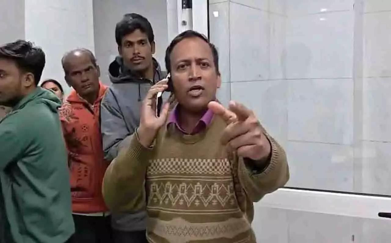 Nayagarh अस्पताल में डॉक्टर पर मौखिक उत्पीड़न का मामला Nayagarh अस्पताल में डॉक्टर पर मौखिक उत्पीड़न का मामला