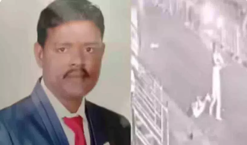 Bengaluru में पत्नी सड़क पर मदद के लिए गुहार लगाती रही और पति की हार्ट अटैक से मौत हो गई Bengaluru में पत्नी सड़क पर मदद के लिए गुहार लगाती रही और पति की हार्ट अटैक से मौत हो गई