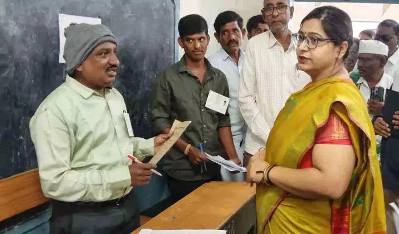 पंचायत मतदान शांतिपूर्ण: Collector अभिलाषा पंचायत मतदान शांतिपूर्ण: Collector अभिलाषा