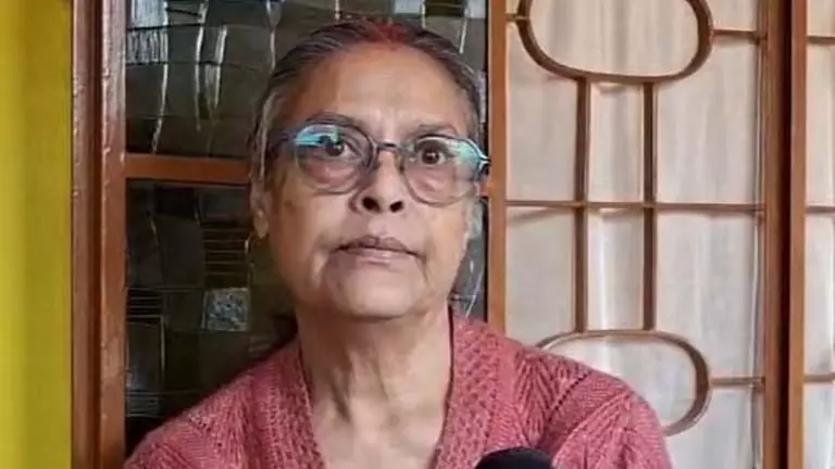 मां ने गुस्से में Draft List देखी, दावा किया कि उनके ज़िंदा बेटे को मरा हुआ घोषित कर दिया गया मां ने गुस्से में Draft List देखी, दावा किया कि उनके ज़िंदा बेटे को मरा हुआ घोषित कर दिया गया