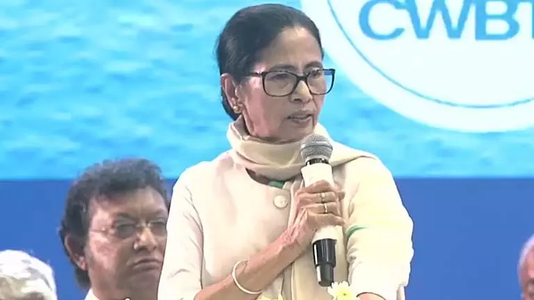 Mamata ने सरकारी काम पूरा होने के बाद बकाया और पेमेंट के लिए पोर्टल लॉन्च किया Mamata ने सरकारी काम पूरा होने के बाद बकाया और पेमेंट के लिए पोर्टल लॉन्च किया