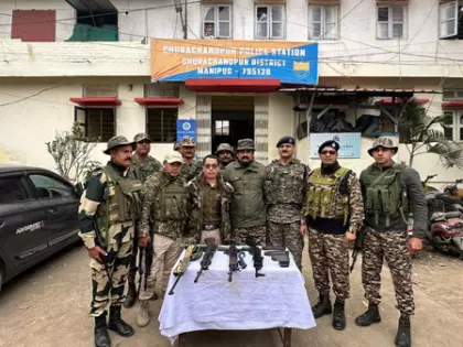 Manipur में चार प्रतिबंधित संगठनों के छह उग्रवादी गिरफ्तार, हथियार बरामद Manipur में चार प्रतिबंधित संगठनों के छह उग्रवादी गिरफ्तार, हथियार बरामद