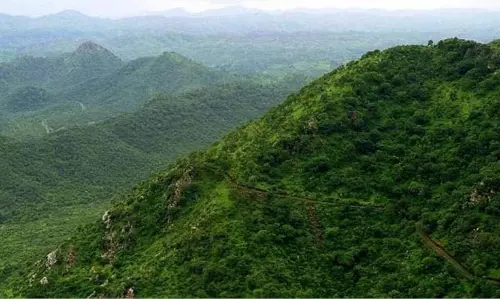 Haryana:अरावली की पहाड़ियों में बनेगी डबल टनल, इन जिलों से होगी सीधी कनेक्टिविटी Haryana:अरावली की पहाड़ियों में बनेगी डबल टनल, इन जिलों से होगी सीधी कनेक्टिविटी
