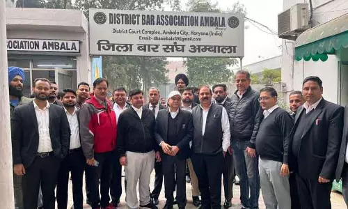 Ambala के वकीलों ने दुर्व्यवहार के लिए पुलिसकर्मियों के खिलाफ कार्रवाई की मांग की