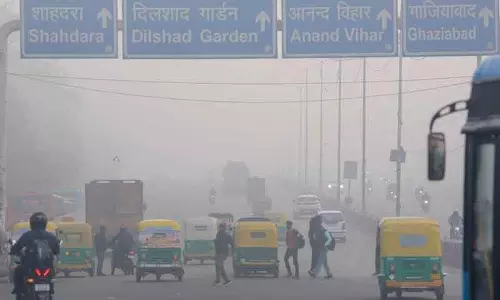 दिल्ली प्रदूषण: SC ने बॉर्डर पर 9 टोल प्लाजा को शिफ्ट करने या बंद करने को कहा