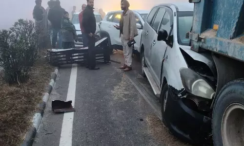 Jalandhar: 5 वाहनों की जबरदस्त टक्कर, लंबा जाम