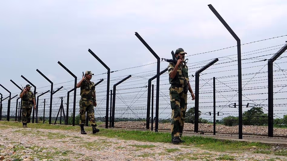 Assam के कछार जिले में भारत-बांग्लादेश सीमा पर निषेधाज्ञा लागू की गई।