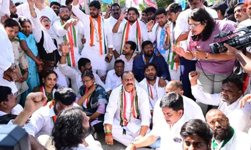 Telangana में कांग्रेस का विरोध, नेशनल हेराल्ड मामले पर राज्यव्यापी प्रदर्शन