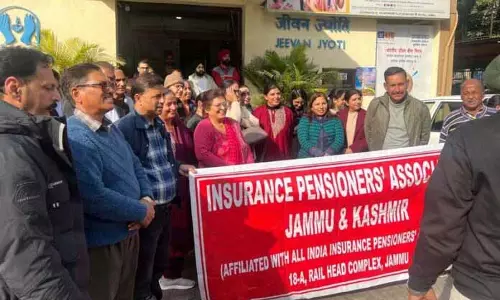 JAMMU: बीमा पेंशनभोगियों ने अखिल भारतीय पेंशनर्स दिवस मनाया
