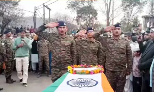 Martyr Naib सूबेदार जुबैर अहमद को पूरे सैन्य सम्मान के साथ सुपुर्द-ए-खाक किया गया